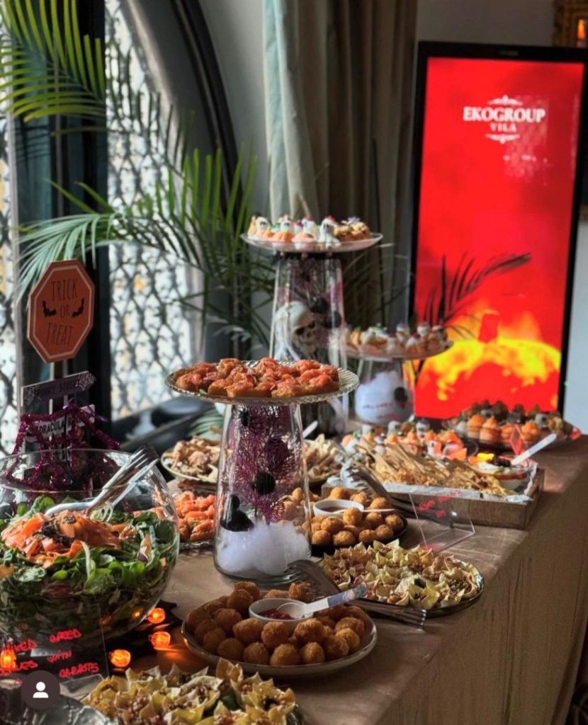 Halloween-ul, EkoGroup Vila